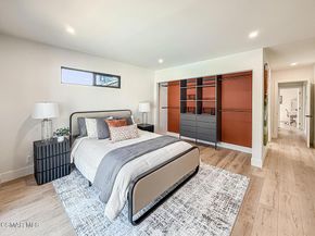 7530 Gaviota Avenue, Lake Balboa CA 91406