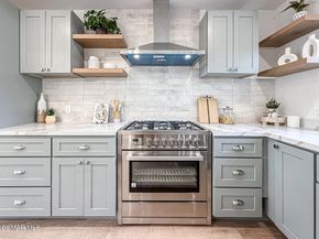 7530 Gaviota Avenue, Lake Balboa CA 91406