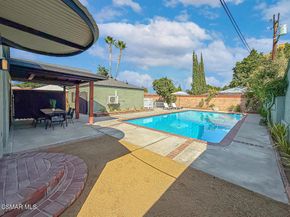 7530 Gaviota Avenue, Lake Balboa CA 91406