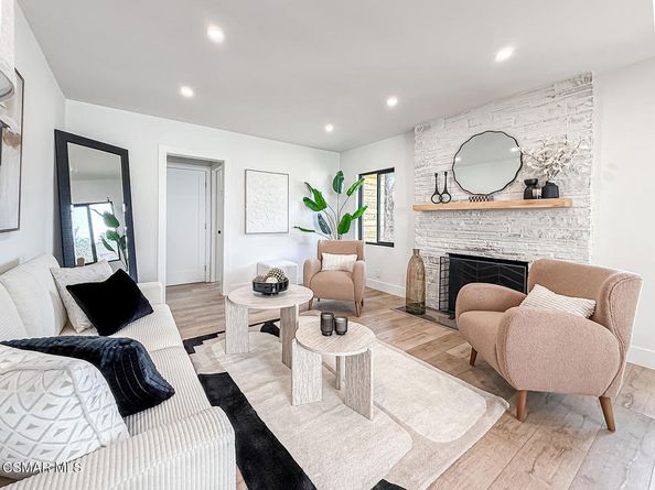 7530 Gaviota Avenue, Lake Balboa CA 91406