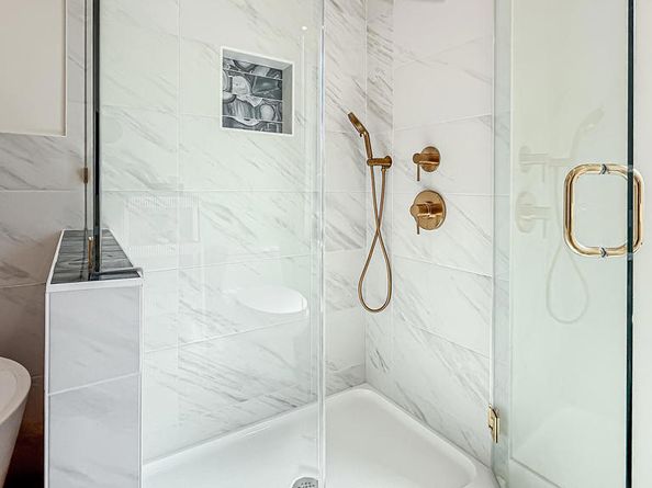 7530 Gaviota Avenue, Lake Balboa CA 91406