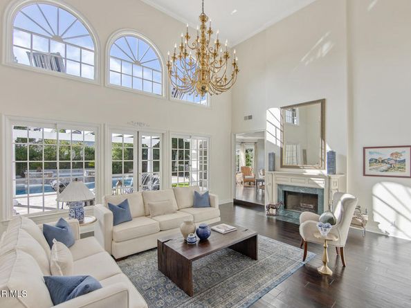 29376 Laro Drive, Agoura Hills CA 91301