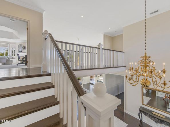 29376 Laro Drive, Agoura Hills CA 91301