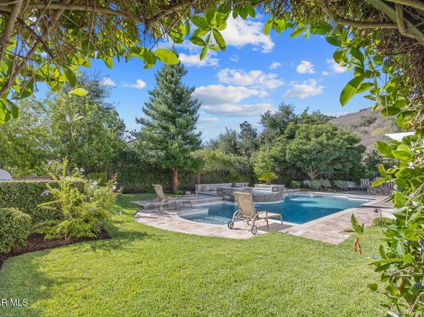 29376 Laro Drive, Agoura Hills CA 91301