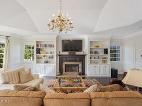 29376 Laro Drive, Agoura Hills CA 91301