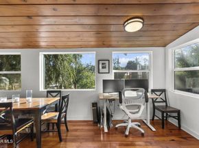 5429 Fairview Place, Agoura Hills CA 91301