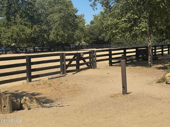 5429 Fairview Place, Agoura Hills CA 91301