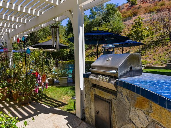 2230 Memory Lane, Westlake Village CA 91361
