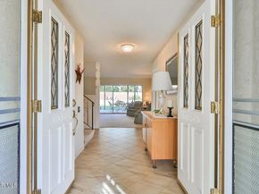 5260 Edgeware Drive, Agoura Hills CA 91301