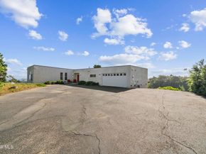 28815 Pacific Coast Highway, Malibu CA 90265