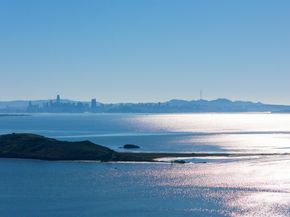 34 Schooner Court, Richmond CA 94804