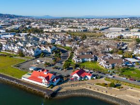 34 Schooner Court, Richmond CA 94804