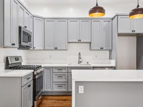 2529 Filbert Street, Oakland CA 94607