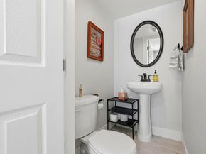 476 Creighton Way, Oakland CA 94619