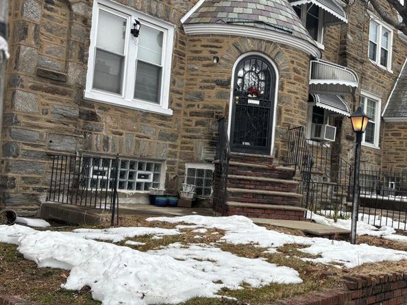 1615 E Mayland Street, Philadelphia PA 19138