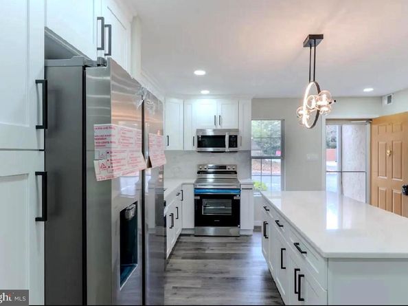 293 Valley Stream Lane 293, Chesterbrook PA 19087