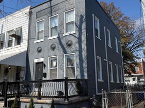613 Roxboro Place NW, Washington DC 20011