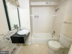 1835 D Street NE, Washington DC 20002