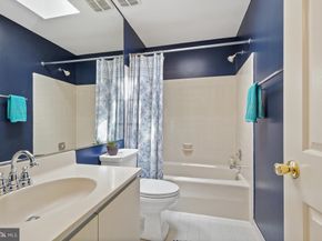 4607 Macarthur Boulevard NW B, Washington DC 20007