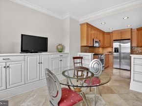 4000 Cathedral Avenue NW 216B, Washington DC 20016