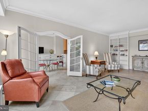 4000 Cathedral Avenue NW 216B, Washington DC 20016