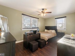 658 Waring Street, Philadelphia PA 19116