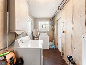 658 Waring Street, Philadelphia PA 19116