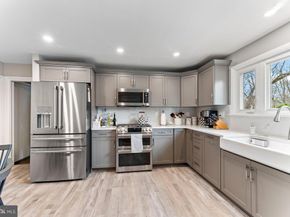 706 Sural Lane, Elkins Park PA 19027