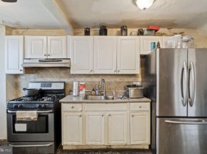 5919 N Hutchinson Street, Philadelphia PA 19141