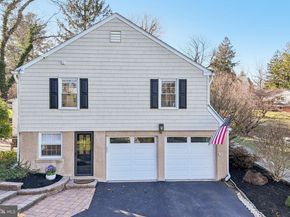 284 Croton Road, Wayne PA 19087