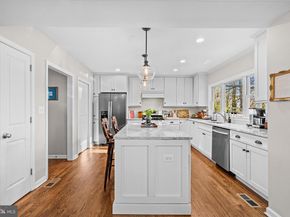 2722 Woodley Place, Falls Church VA 22046