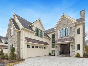 26 Rue St Honore, Wayne PA 19087