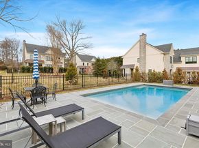 26 Rue St Honore, Wayne PA 19087
