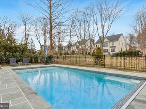 26 Rue St Honore, Wayne PA 19087