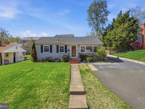 100 Tapawingo Road SE, Vienna VA 22180