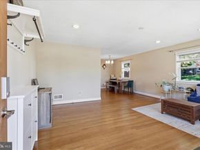 100 Tapawingo Road SE, Vienna VA 22180