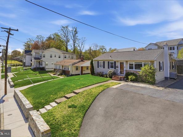 100 Tapawingo Road SE, Vienna VA 22180