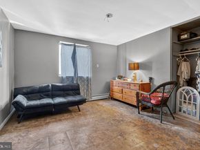 100 E Glenolden Avenue O1, Glenolden PA 19036