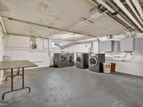 100 E Glenolden Avenue O1, Glenolden PA 19036