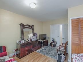 912 Ridge Avenue, Darby PA 19023