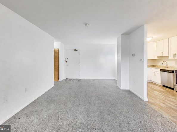 5250 Valley Forge Drive 107, Alexandria VA 22304