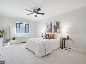 1300 S Arlington Ridge Road 718, Arlington VA 22202