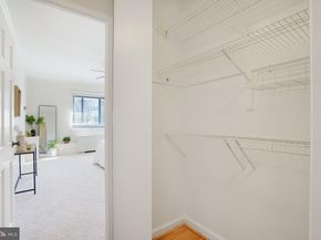 1300 S Arlington Ridge Road 718, Arlington VA 22202