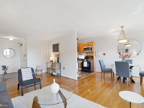 1300 S Arlington Ridge Road 718, Arlington VA 22202