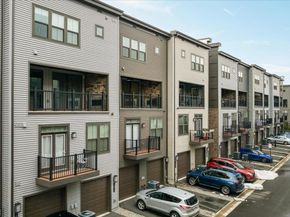 12910 Sunrise Ridge Aly 60, Herndon VA 20171