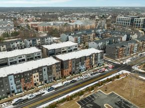 12910 Sunrise Ridge Aly 60, Herndon VA 20171