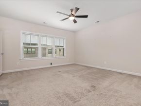 12910 Sunrise Ridge Aly 60, Herndon VA 20171