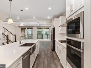 12910 Sunrise Ridge Aly 60, Herndon VA 20171