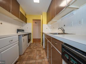 1919 Chestnut Street 1016, Philadelphia PA 19103