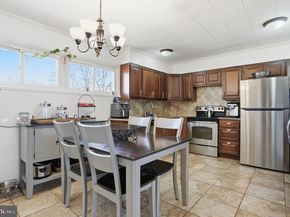 5 Thimbleberry Lane, Levittown PA 19054